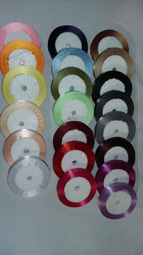 22 m de ruban satin uni par rouleau 3 Saumur (49)