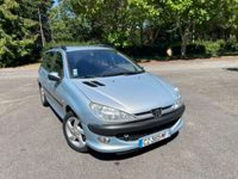 206 SW 2.0 HDi X Line 2003 occasion 56100 Lorient