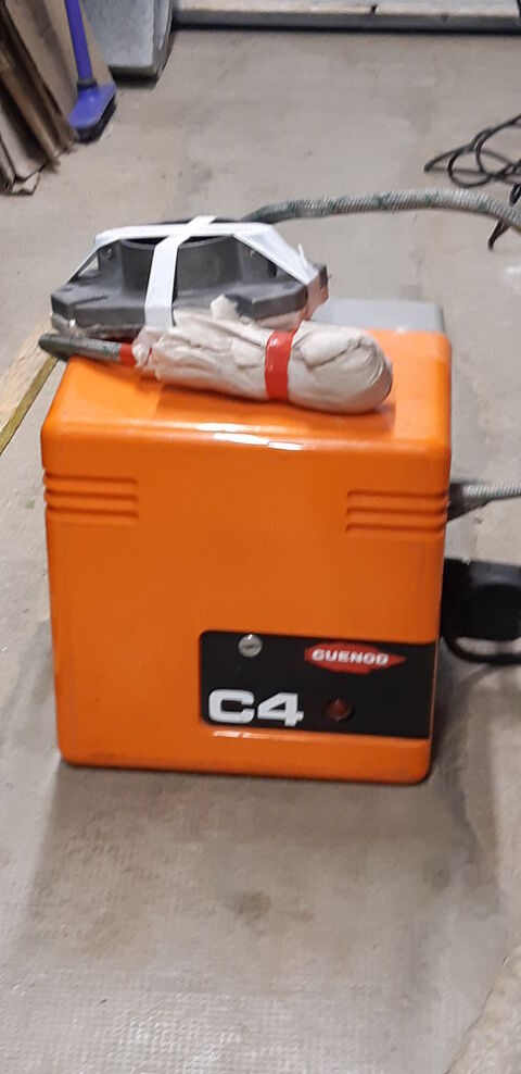 BRULEUR FUEL MARQUE GUENOD C4 2018 100 Fontaine-l�s-Dijon (21)