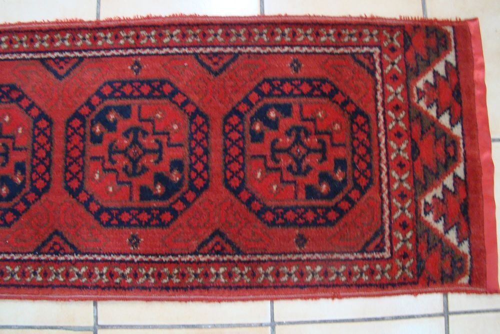 Ancien tapis de couloir pure laine - vintage ann&eacute;es 1960
Décoration