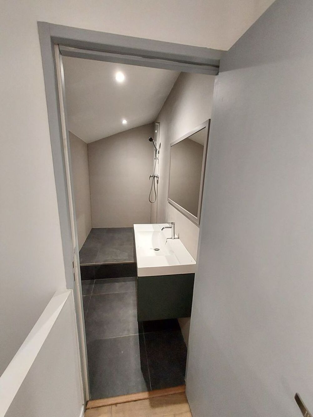 Vente Loft loft lumineux- meublé neuf -65m²-entierement rénové en 2023 Frontignan