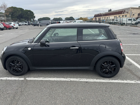 Mini One Hatch 75 ch 2013 occasion Fr&eacute;jus 83600