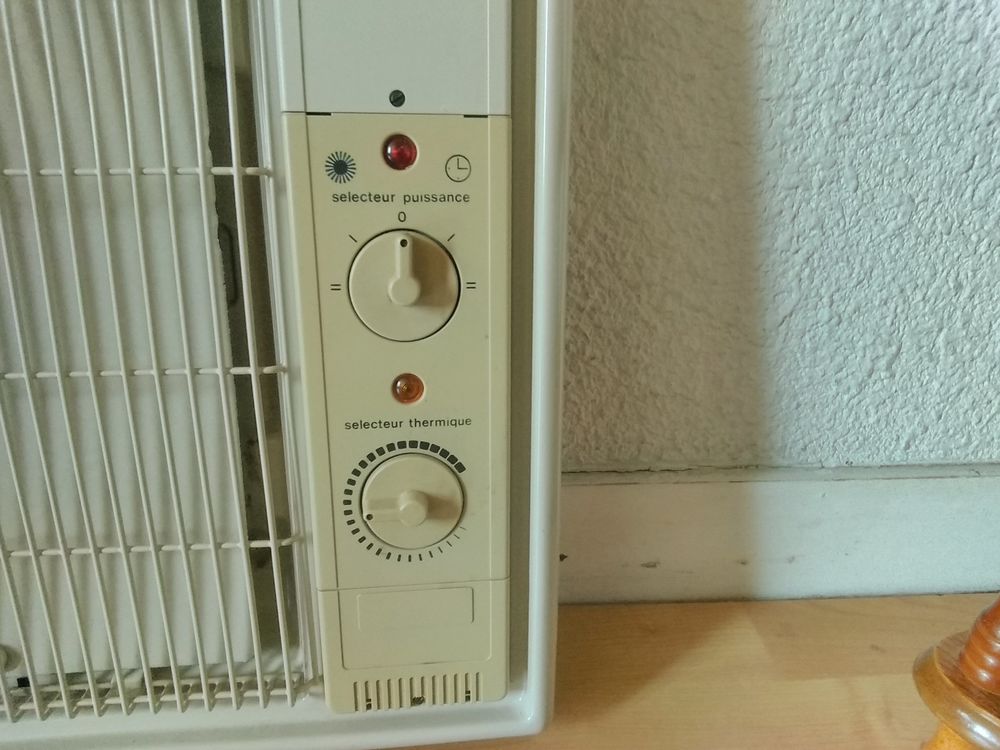 Convecteur panneau radiant CHAUFFECO Electroménager
