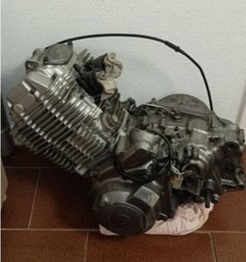 Pi&egrave;ces et &eacute;quipements Moto - Scooter - Quad Pi&egrave;ces et &eacute;quipements Moto - Scooter - Quad  occasion La Ciotat 13600