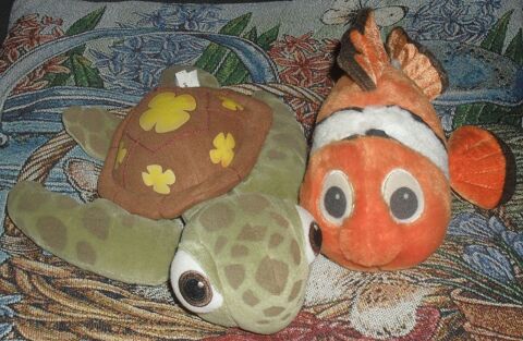 Peluches NEMO et SQUIZ. 30 Montreuil (93)