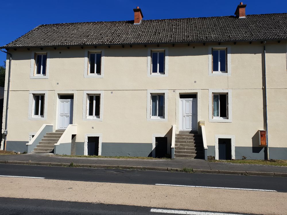 Location Appartement T3 RENOVE de 60m2 proche toutes commoditees Ydes