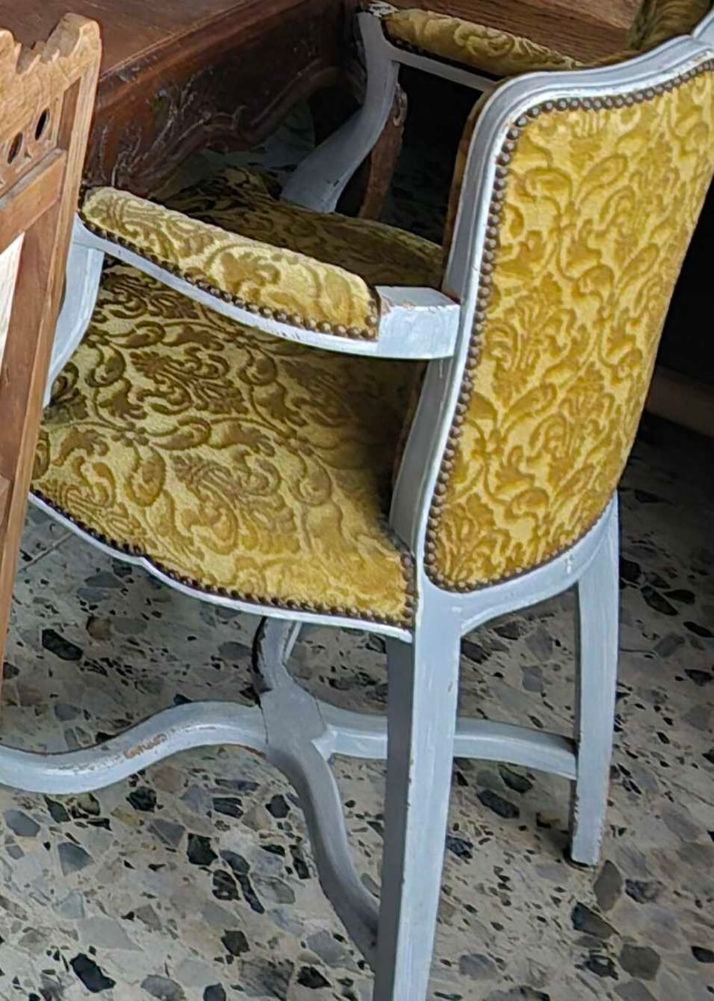 paire+de+fauteuils.louis.XIV.tapisserie.refaite.a.neuf Meubles