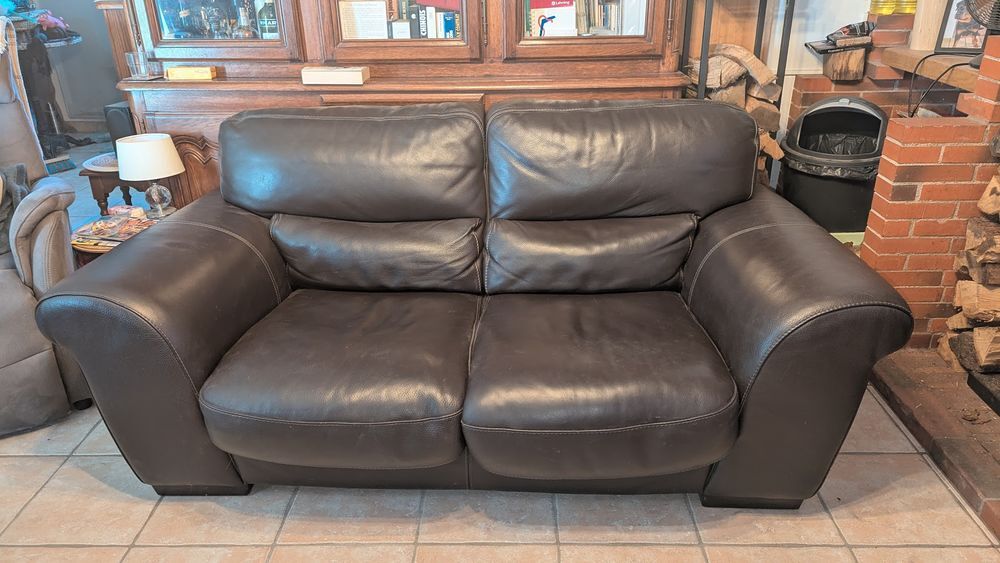 Canap&eacute; + 2 fauteuils cuir Meubles