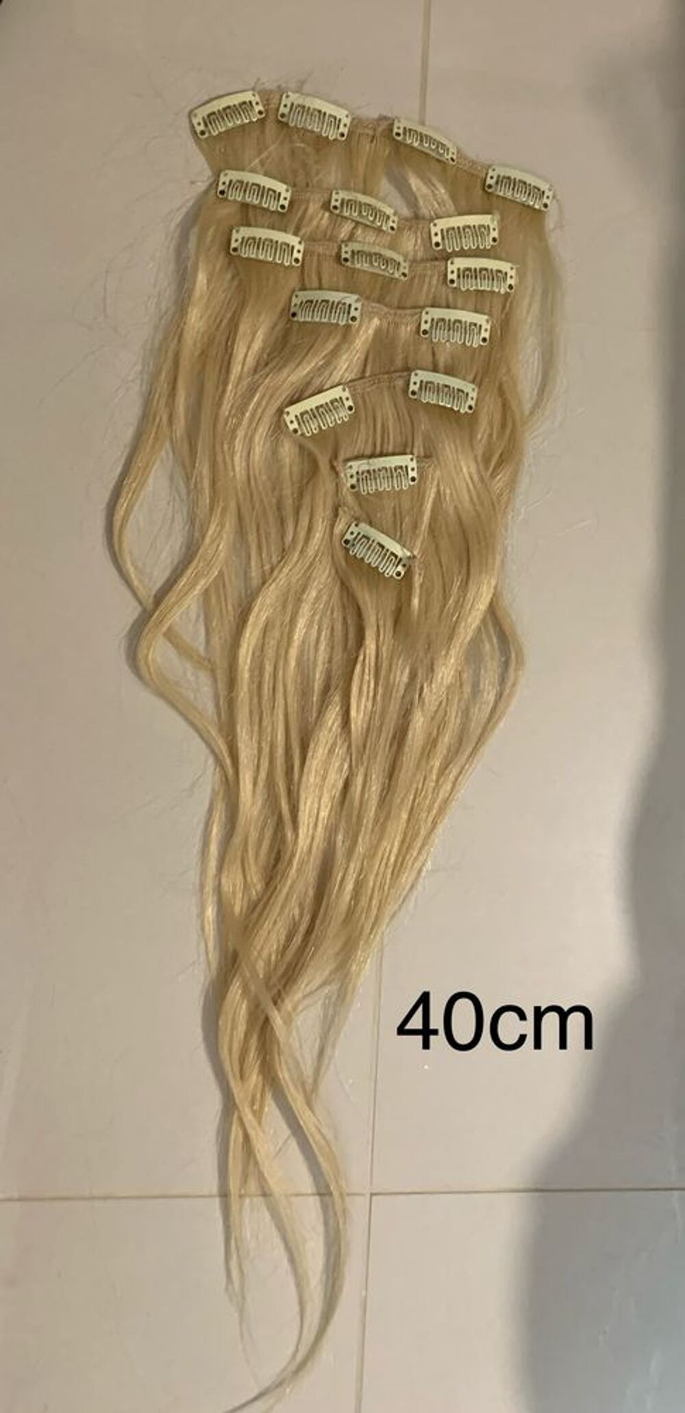 Extensions de cheveux &agrave; clips Vtements