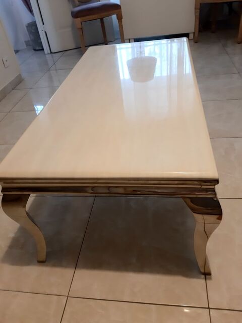 Table de salon, pieds argents, effet marbre 180 Bobigny (93)