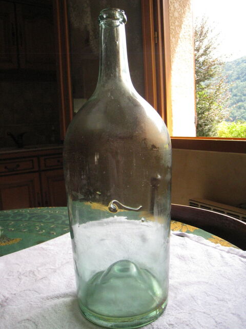Bouteille ancienne verre soufflé 1940 Vinay (38)