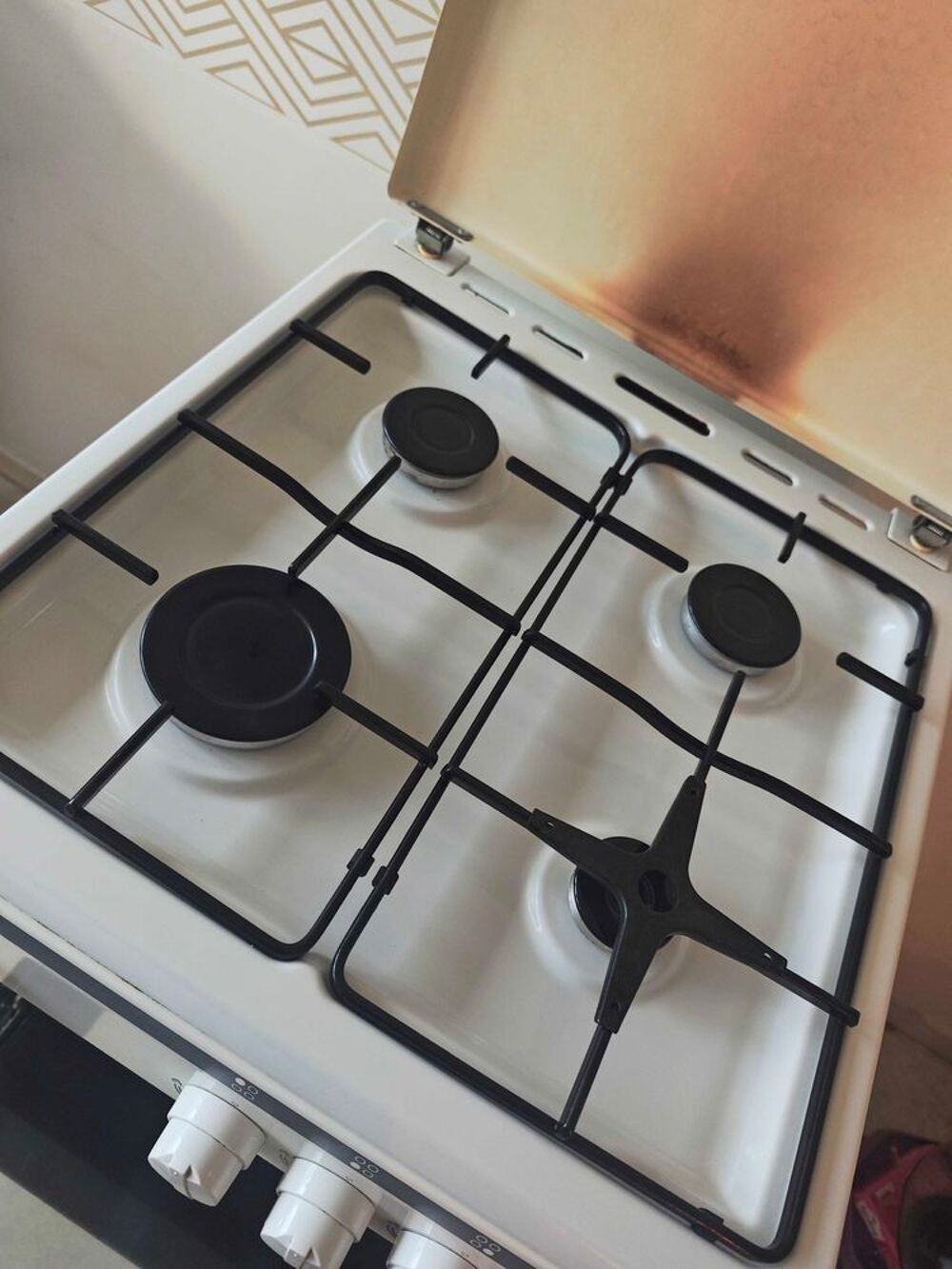 Gazini&egrave;re HIGH ONE €" 4 feux + four &agrave; gaz Electroménager