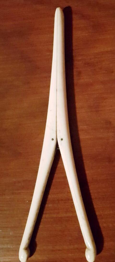 Pince � gants ancienne 25 Marignane (13)