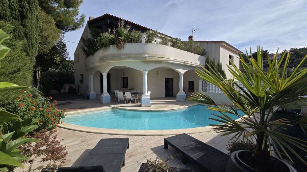 � vendre  Villa Le Rove (13740)