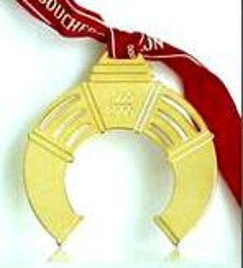 M�daille Ja�pur 3e mill�naire Boucheron Paris
35 Richwiller (68)