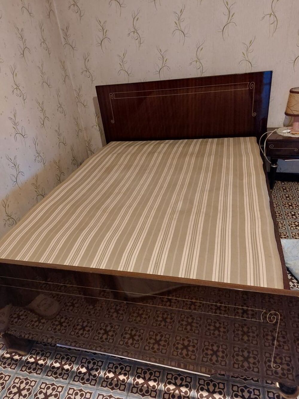 chambre &agrave; coucher Meubles