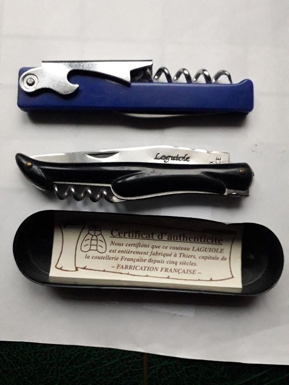 lot de 2 couteaux de poche LAGUILOL + un - 