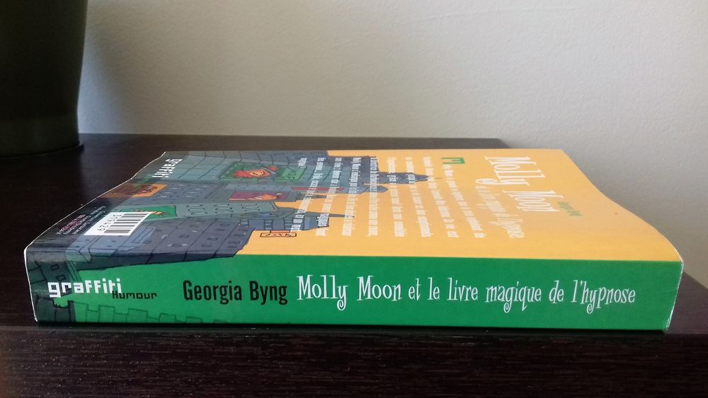 Molly Moon et le livre magique de l'hypnose Livres et BD