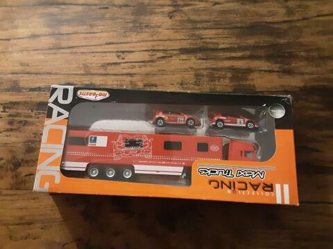 Coffret maxi trucks majorette peugeot 35 Maurepas (78)