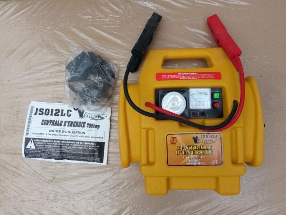 Centrale d'&eacute;nergie pour voiture. Bricolage