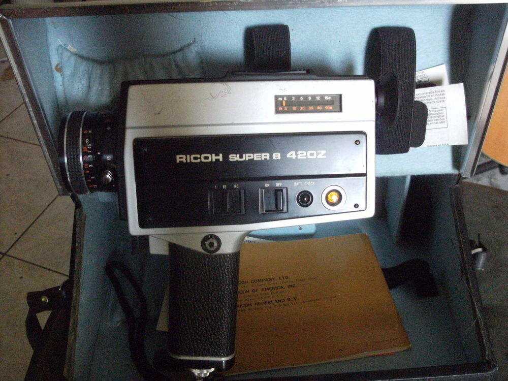 COLLECTION D APPAREILS PHOTOS ARGENTIQUES Photos/Video/TV