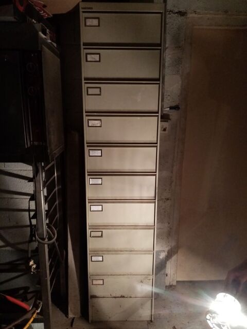 Classeur m�tallique 30 Bar-le-Duc (55)