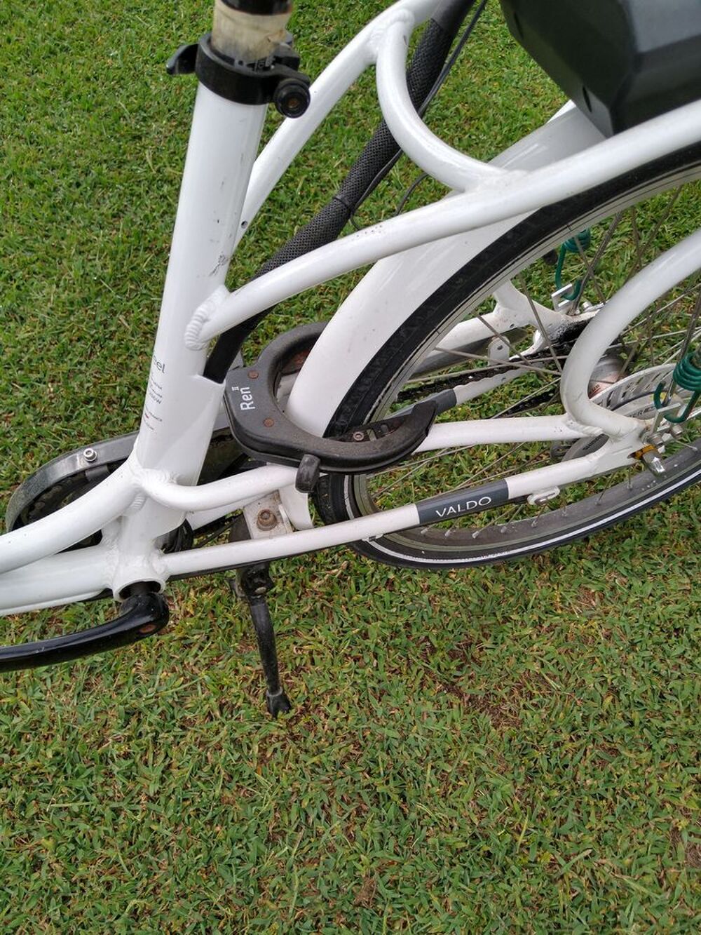 VTC femme VAE Vélos
