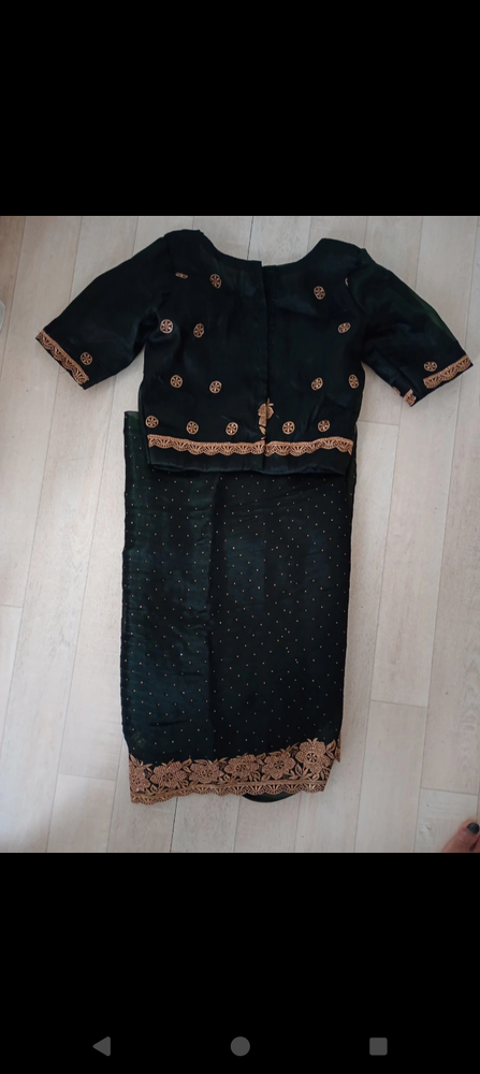 Sari indien 40 Paris 17 (75)