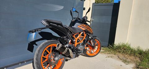 Moto KTM 2022 occasion Eyguières 13430