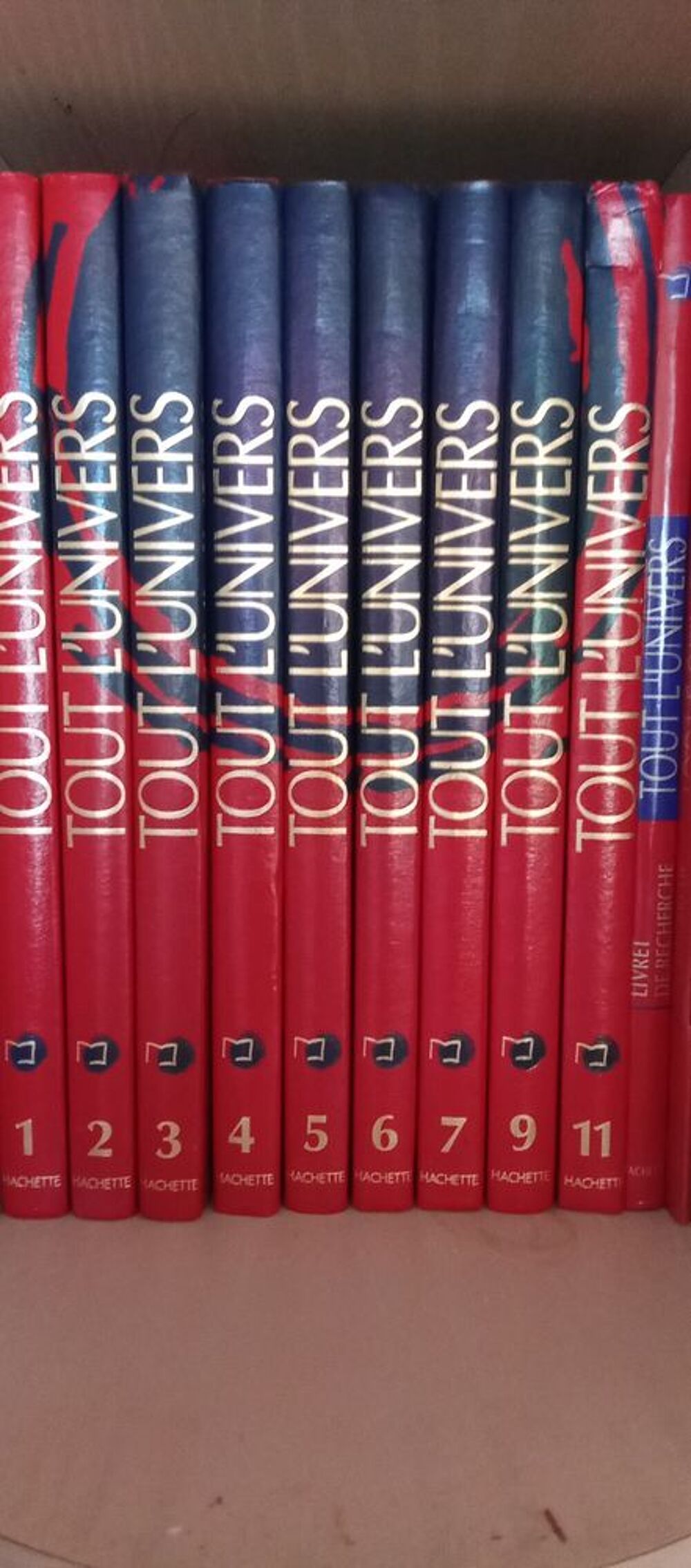 Collection Tout l'univers Livres et BD