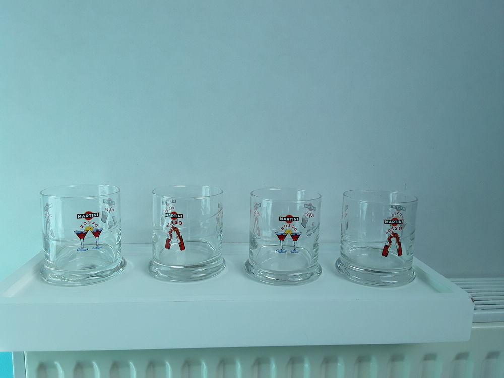 4verres MARTINI neufs 