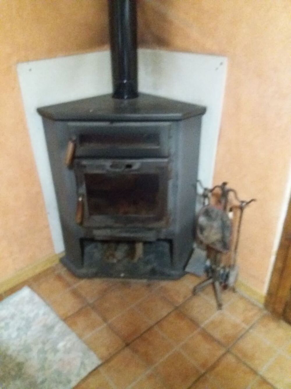 po&ecirc;le a bois d'angle Bricolage