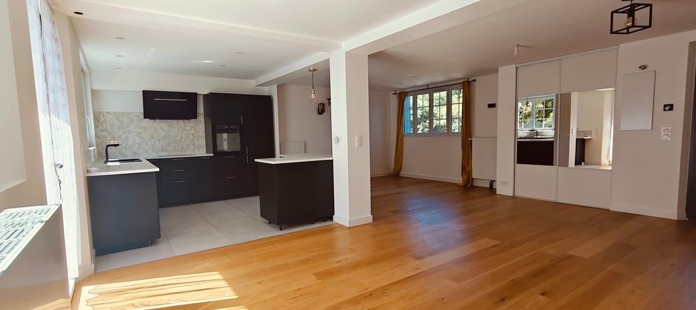 Vente Appartement T4 rénové 107 m2 - DPE A - Cave 45 m2 - Jardin et parking Toulouse