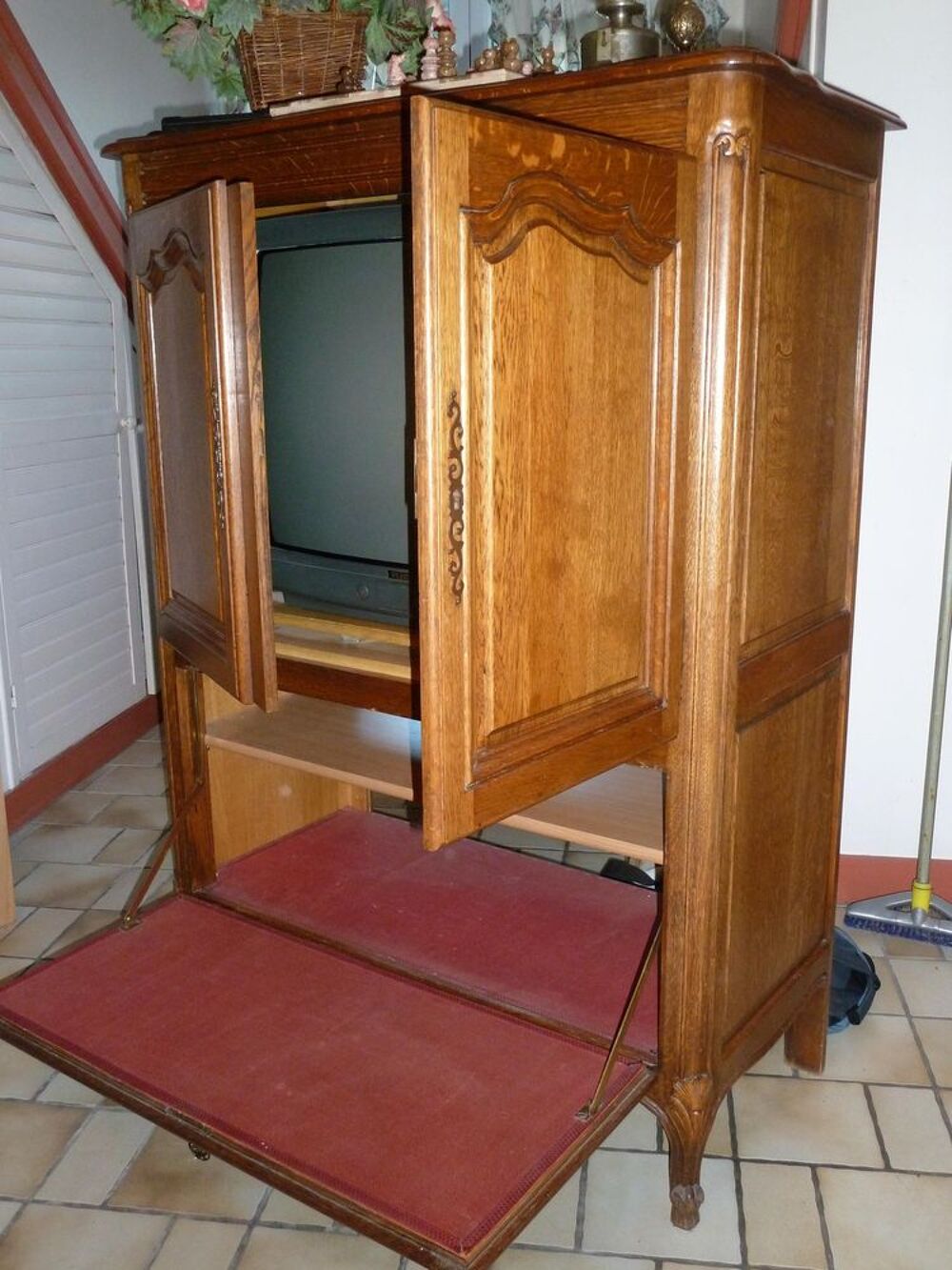 Meuble ann&eacute;e 70 Meubles
