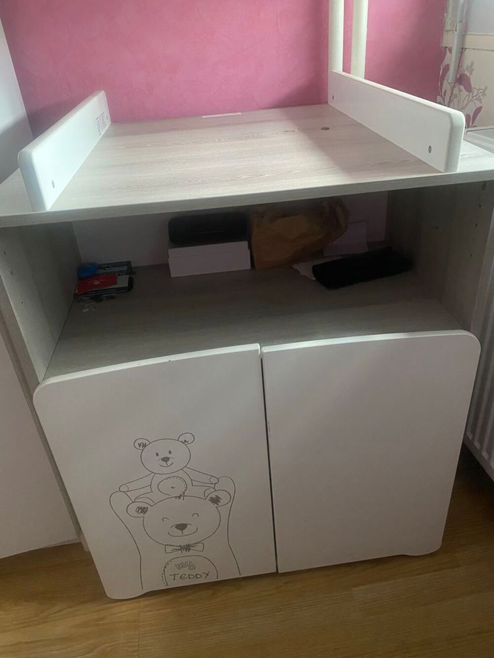 lit b&eacute;b&eacute;+ commode Mobilier enfants