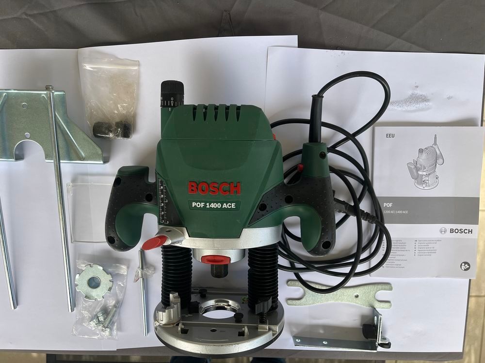 D&eacute;fonceuse Bosch POF1400 ACE &eacute;tat neuf Bricolage