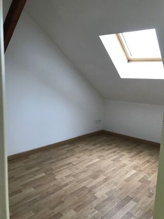  Appartement à louer 2 pièces 32 m²