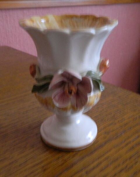 Petit vase d�coratif 1 Villiers (86)
