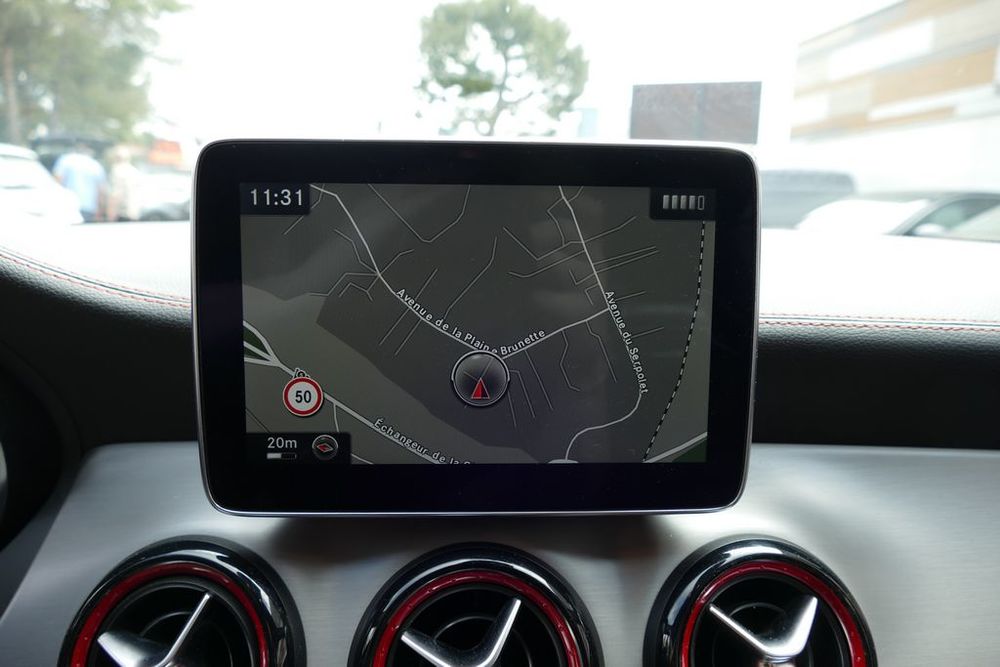 Classe CLA 250 Version Sport 7-G DCT A 2015 occasion 13600 La Ciotat