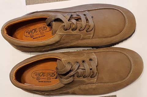 Chaussures Homme daim
Marque SHOES BUS ITALIA
Pointure 41 10 Carros (06)