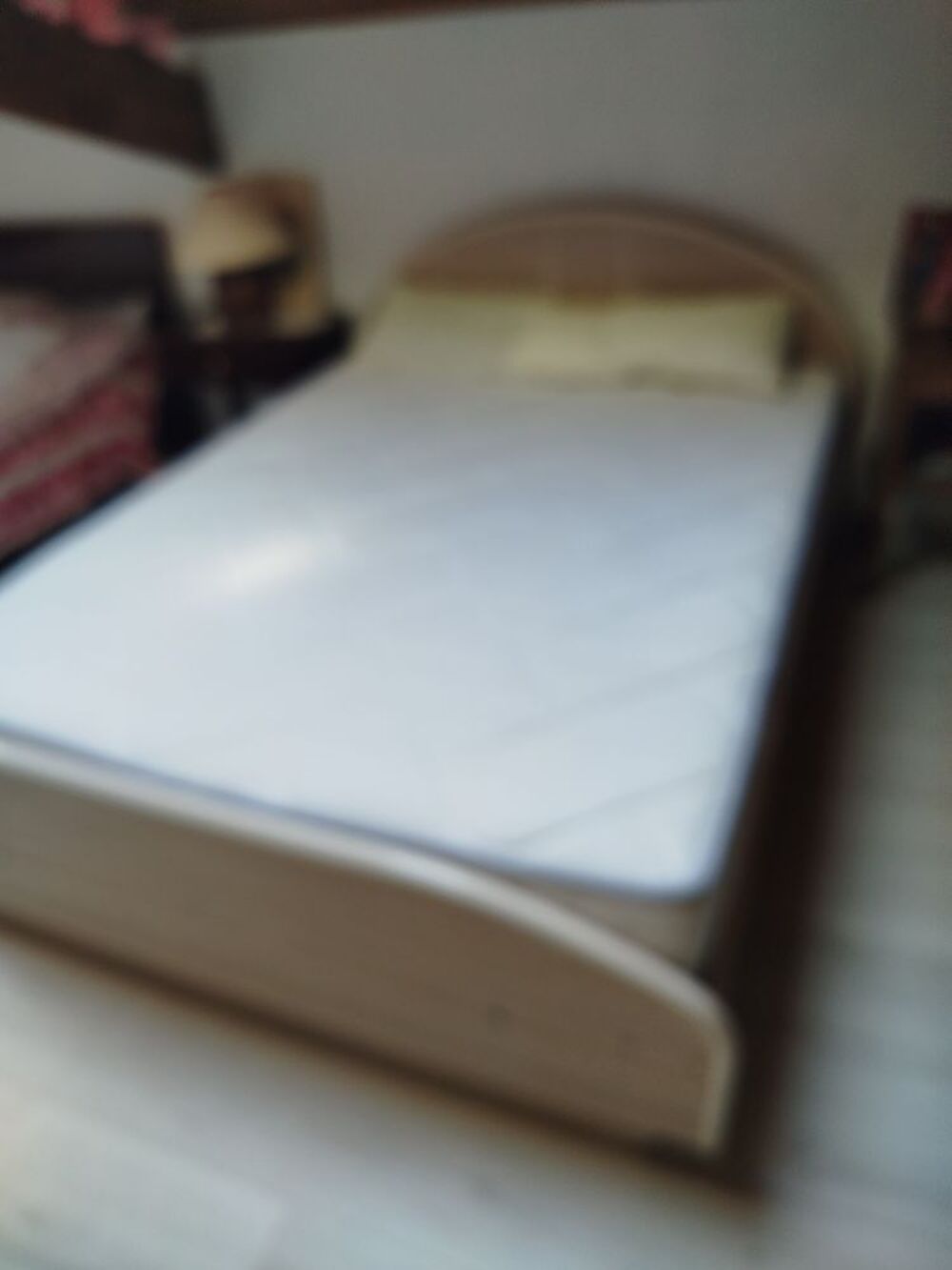 chambre &agrave; couch&eacute; avec miroir et lit de 140 Meubles