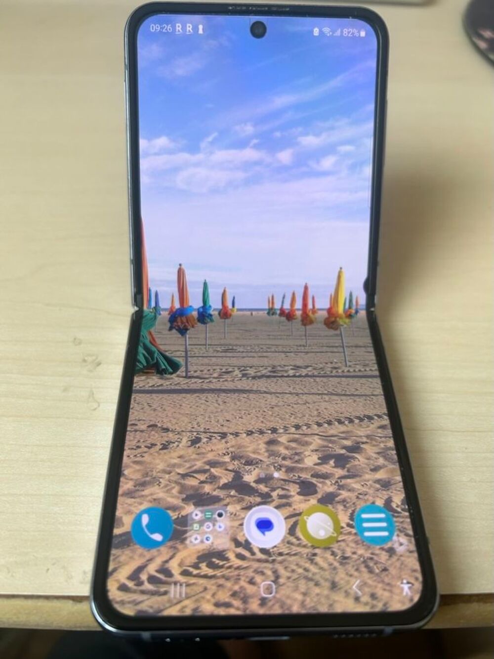 Samsung Galaxy ZFLIP4 512GO Tlphones et tablettes