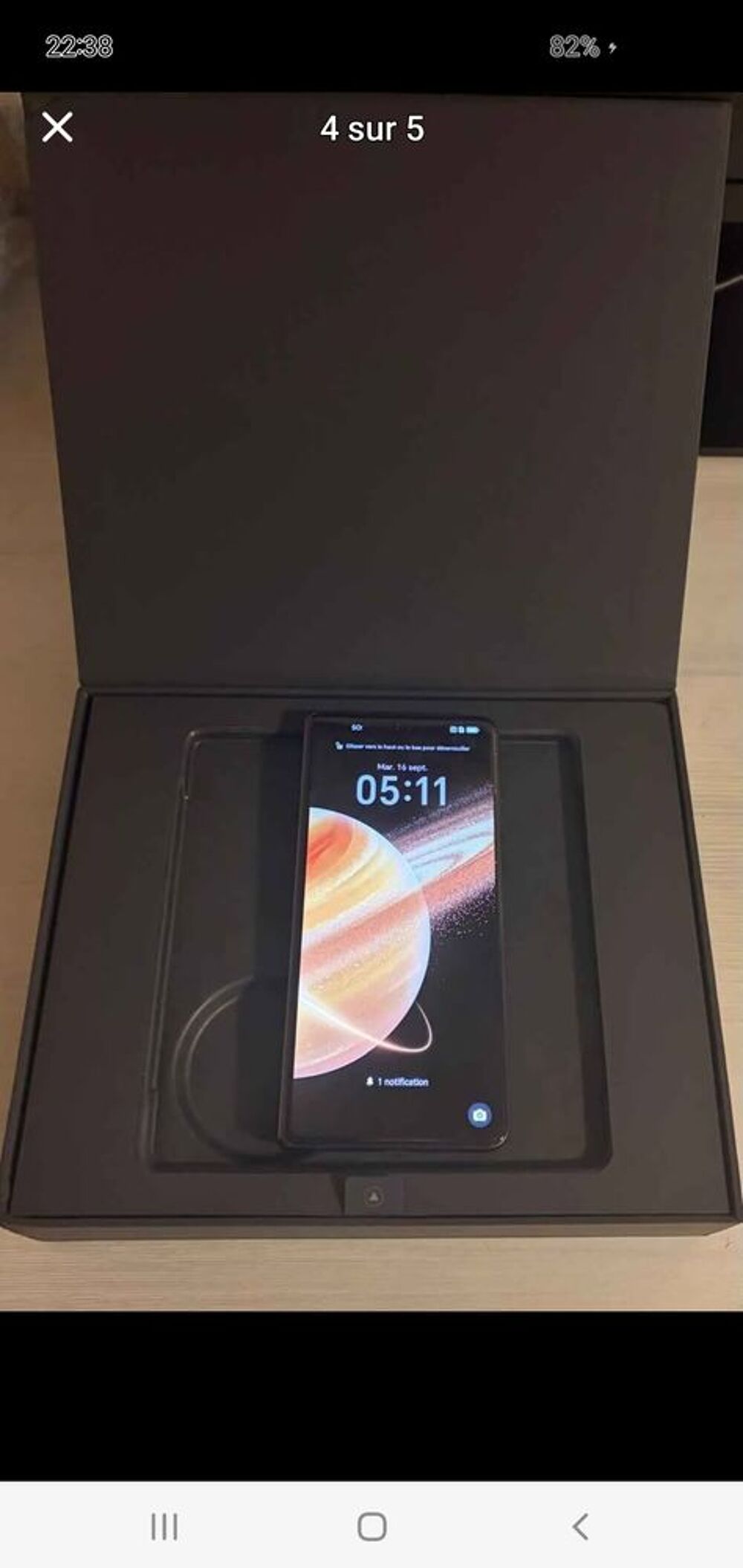 mobile Honor magic V3-512gigas en tr&egrave;s bon &eacute;tat +montr Téléphones et tablettes
