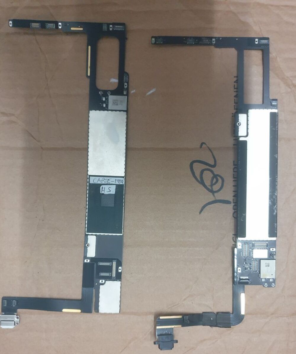 Lot de tablettes Apple pour pi&egrave;ces 1 Téléphones et tablettes