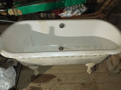 Baignoire pieds griffons  0 Le Passage (47)