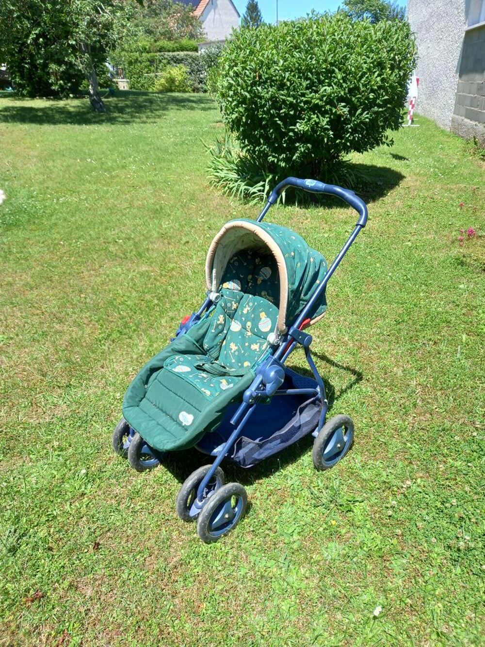 poussette Puriculture