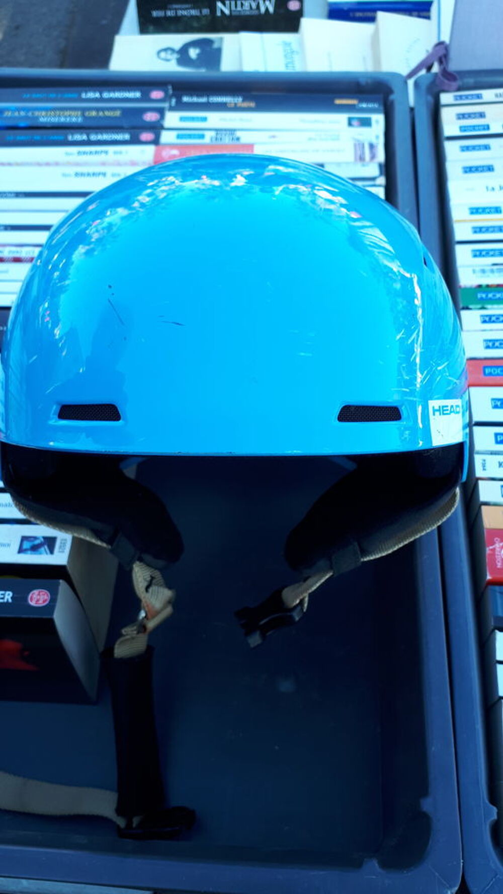 Affaire lot de casques Sports
