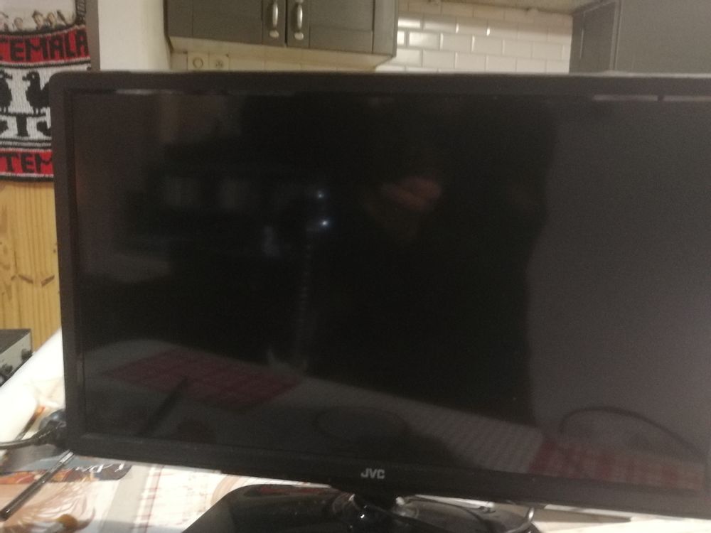 TV JVC LT-19HA72U Photos/Video/TV