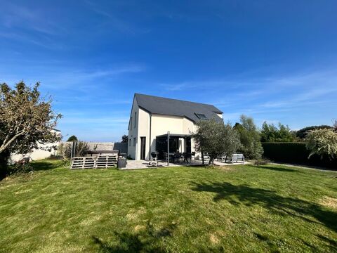   Maison proche plage et commerces habitable de plain-pied Maison - 6 pice(s) - 143 m