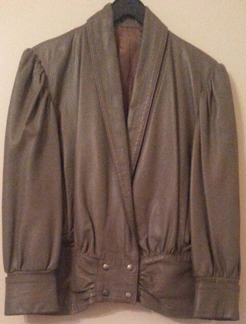 Veste en agneau couleur taupe 45 Marignane (13)